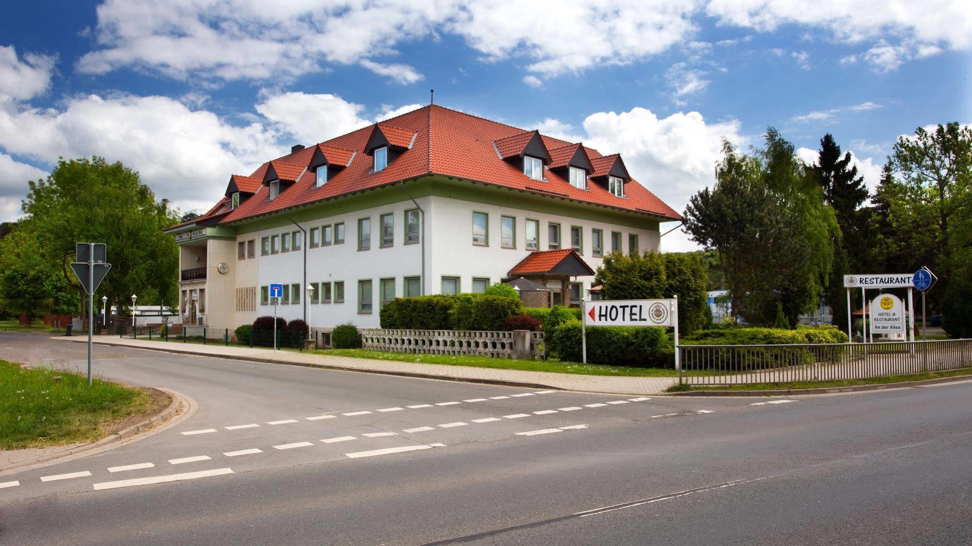 Hotel Am Stadtpark Nordhausen Bagian luar foto